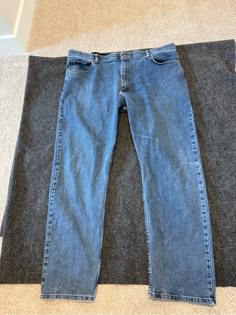 Wrangler Men's Regular Fit Straight Leg Blue Jeans 40x30
